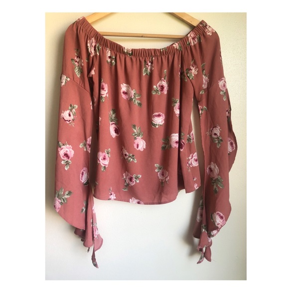 Ultra Flirt Juniors’ Printed Off-The-Shoulder Top - Picture 2 of 6